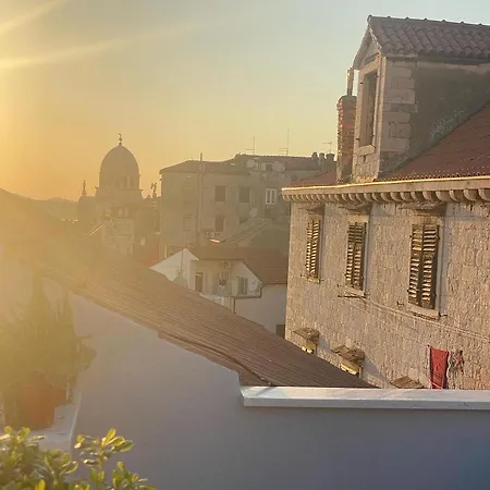 Appartement Ancient & Modern