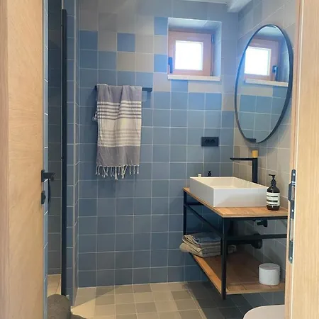 Apartament Ancient & Modern *