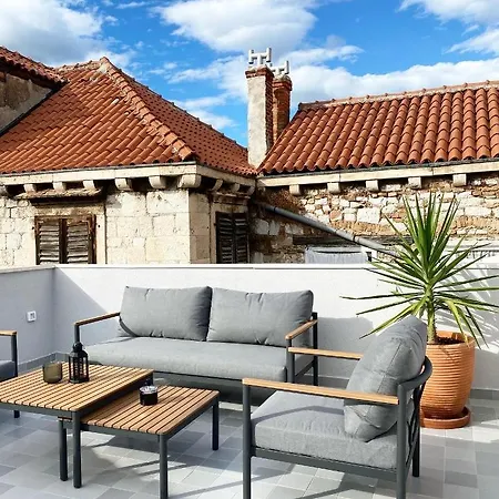 Apartament Ancient & Modern Szybenik