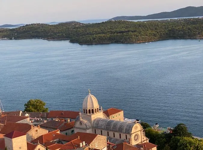 Ancient & Modern Appartement *