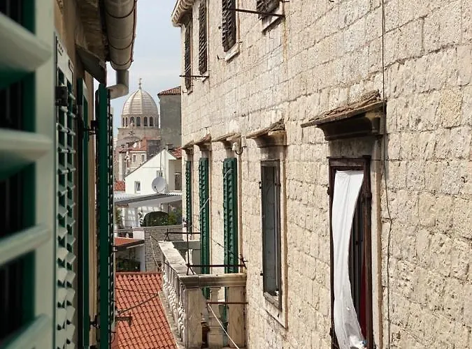 Appartement Ancient & Modern